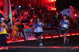 BIB: 4737, 44127
                            <button type="button" onclick="openModal(23191011)" class="btn btn-primary btn-sm float-right btn-popup" data-toggle="modal" data-target=".modal-high-quality">
                        <i class="fas fa-shopping-cart"></i> Add to Cart
                    </button>
                                            <button type="button" onclick="isThisMe(23191011, true)" class="btn btn-success btn-sm float-right btn-popup btn-isme hidden" data-toggle="tooltip" data-placement="bottom" title="นี่คือรูปของคุณใช่ไหม คลิกที่นี่เพื่อเอาเข้าอัลบั้ม">
                        <i class="fas fa-plus"></i> Add to album
                    </button>
                    <button type="button" onclick="isThisMe(23191011, false)" class="btn btn-warning btn-sm float-right btn-popup btn-isnotme hidden">
                        <i class="fas fa-ban"></i> Remove from album
                    </button>